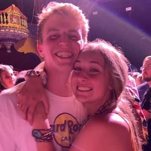 Meet your Posher, Sydney